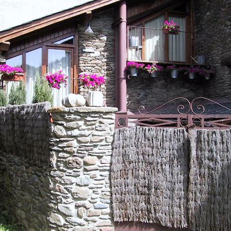 La Llupia Villa Isavarre Ngoại thất bức ảnh
